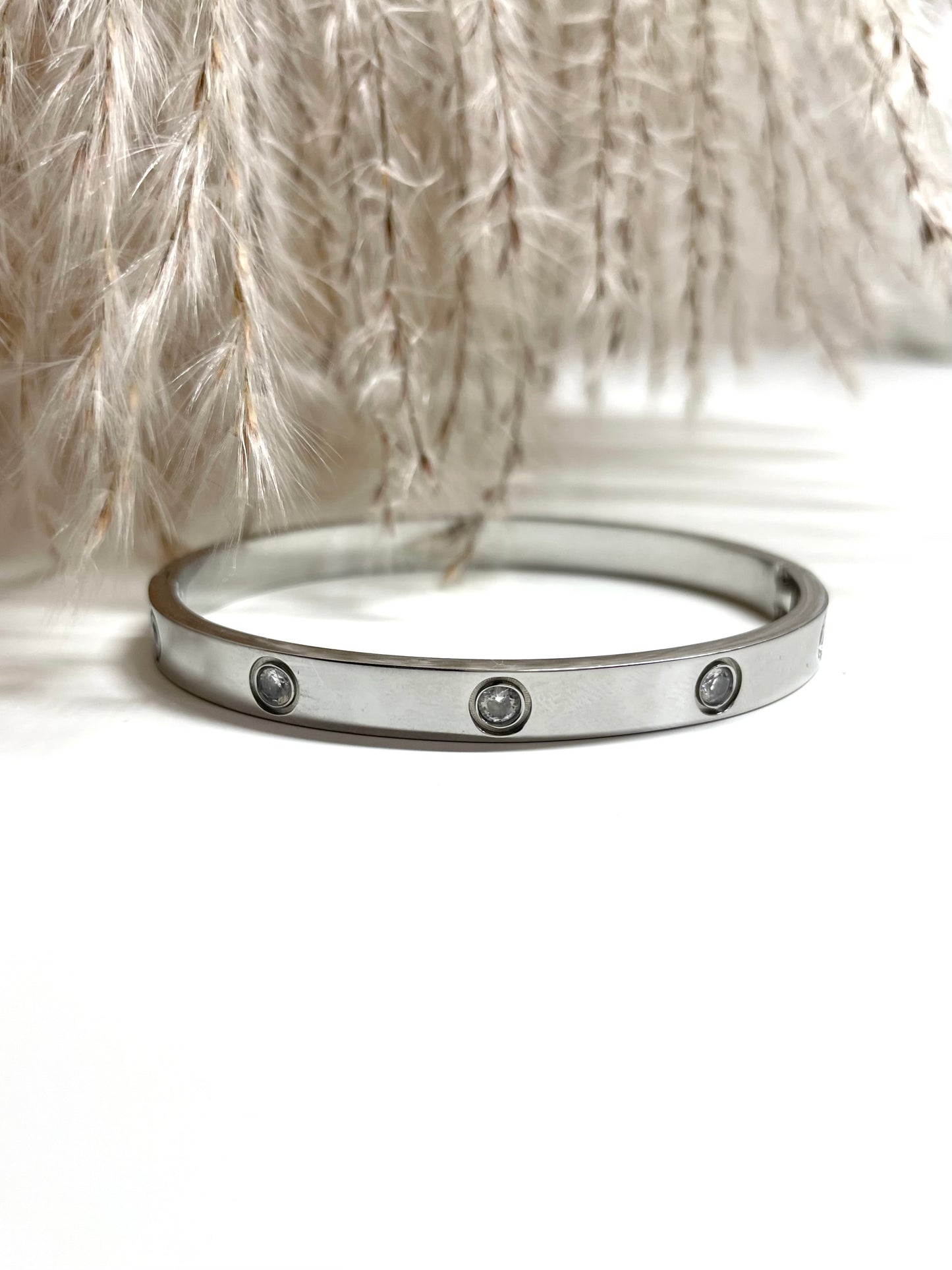 Kyra Silver Classic Bangle